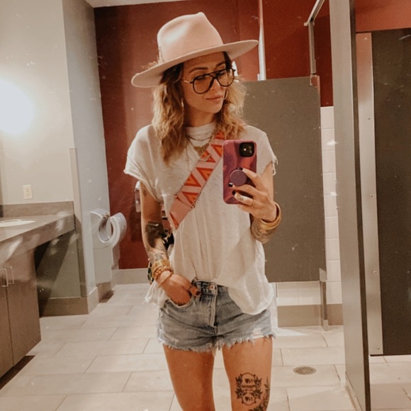 Meet your Posher, Chelsea - Picture 8 of 10